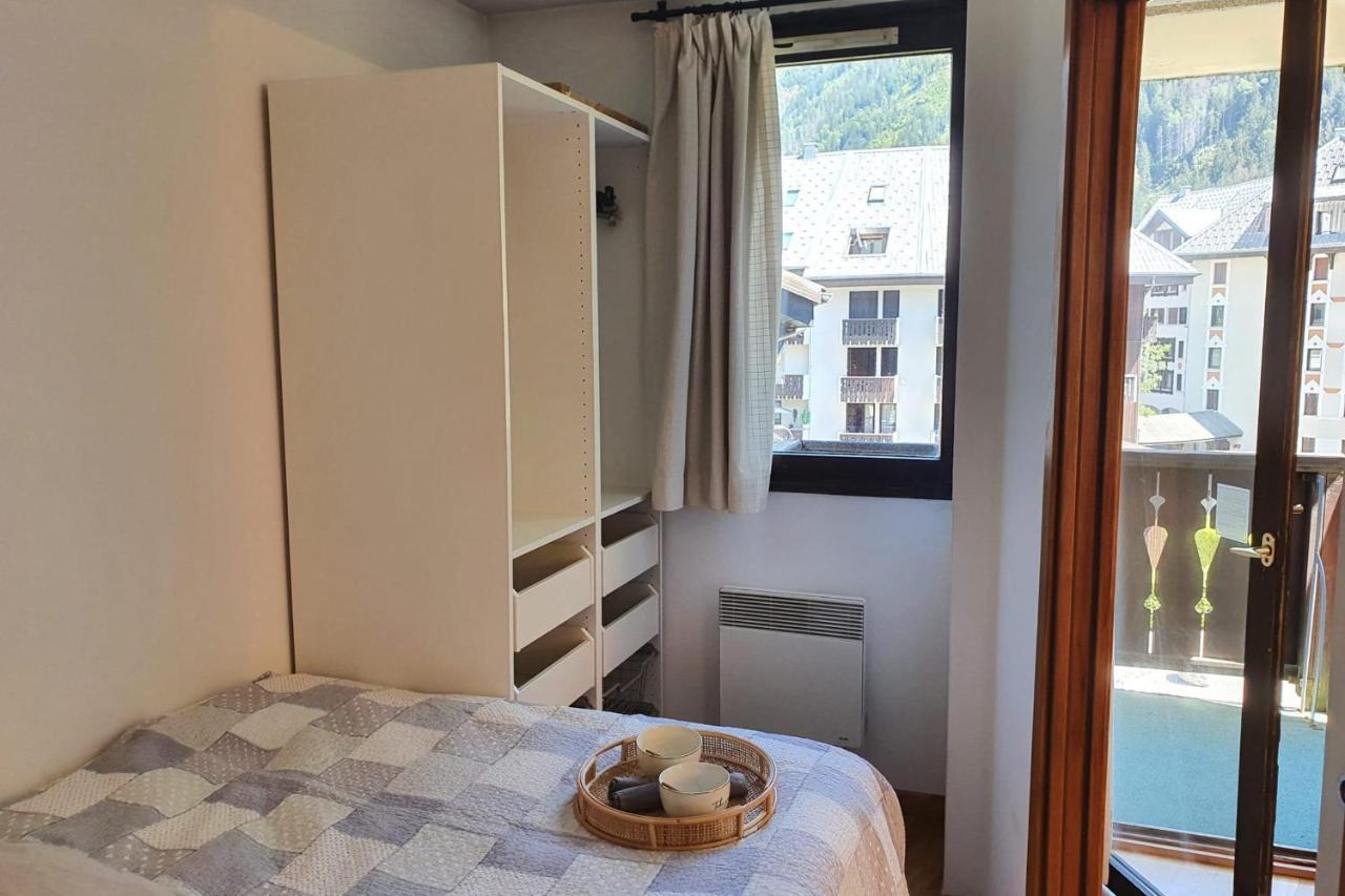 Appartement JOLI 32m avec BALCON-VUE sur le MONT-BLANC à Chamonix Extérieur photo